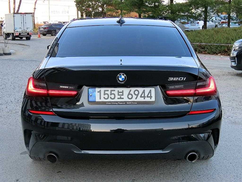 BMW 3 series - Vista 4