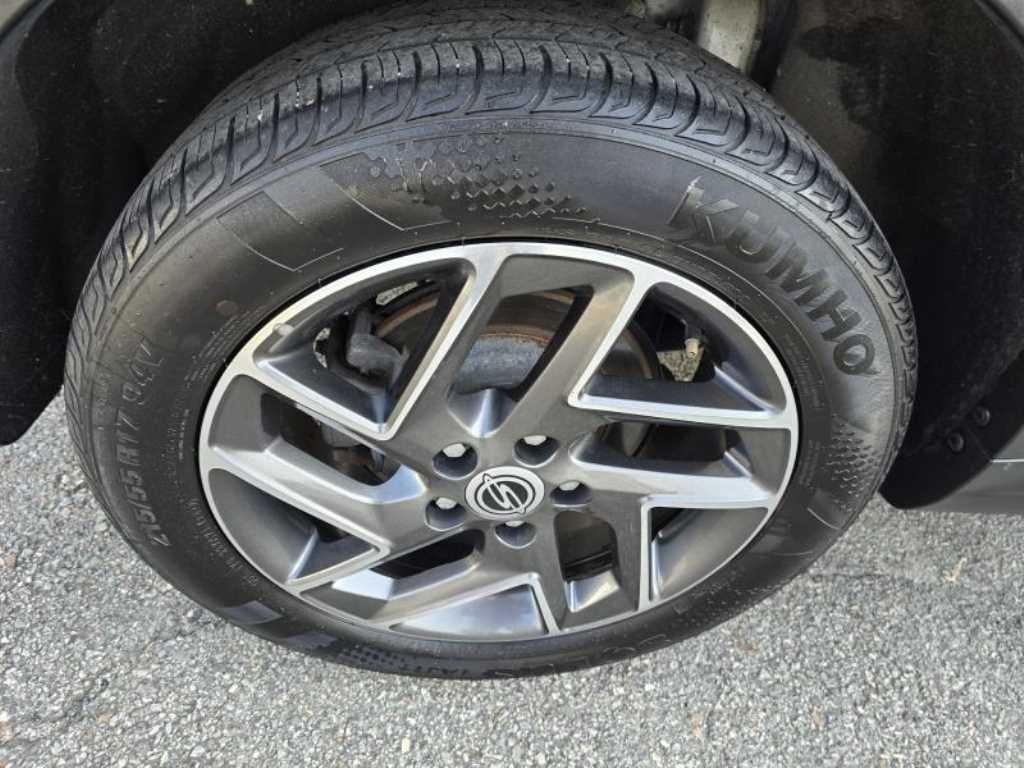 Ssangyong Tivoli - Vista 5