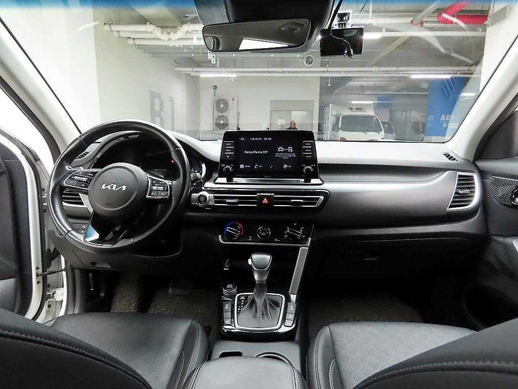 KIA Seltos - Vista 7