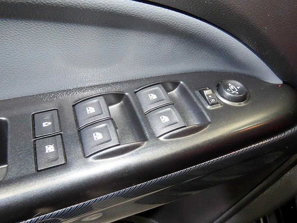 Chevrolet ?Colorado 2021 Negro - Importación desde Corea - HF Imports Iquique - Foto 13