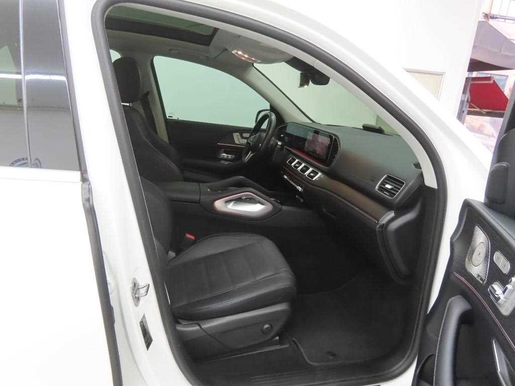 Mercedes Benz GLE Class - Vista 8