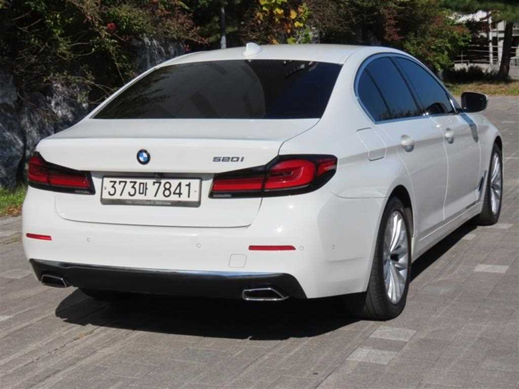 BMW 5 Series - Vista 3
