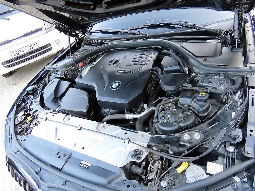 BMW 3 series 2022 Negro - Importación desde Corea - HF Imports Iquique - Foto 19