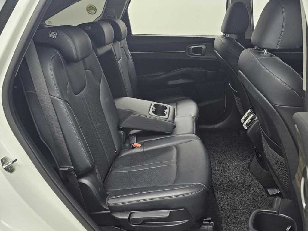 KIA Sorento - Vista 12