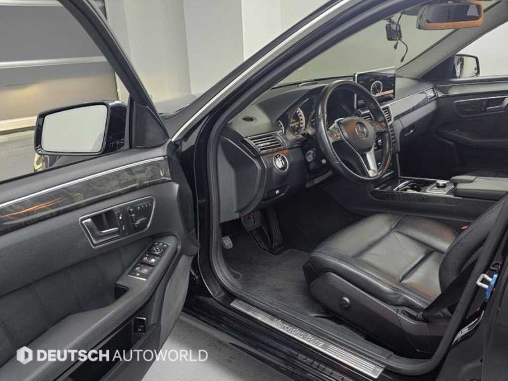 Mercedes Benz E class - Vista 11