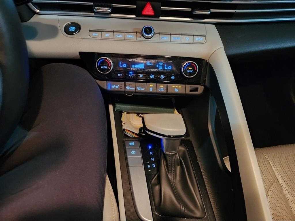 HYUNDAI Avante 2021 Negro - Importación desde Corea - HF Imports Iquique - Foto 14