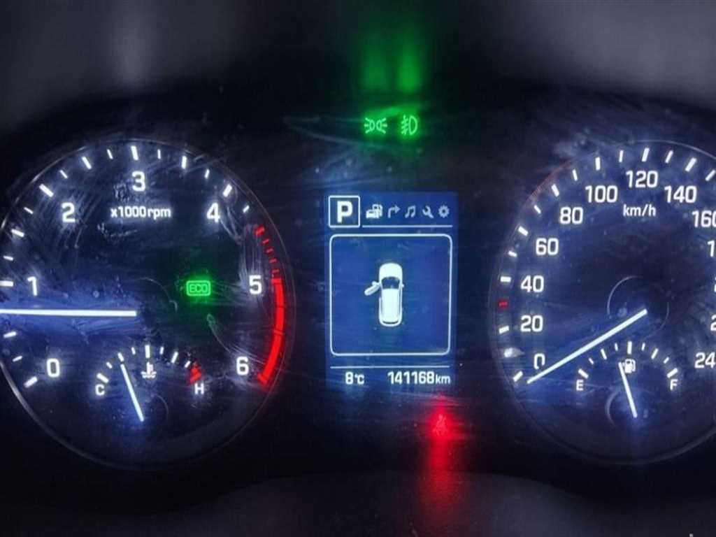 HYUNDAI Tucson - Vista 5