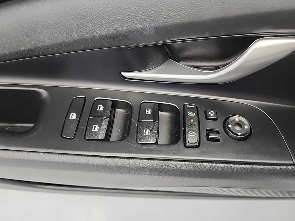 HYUNDAI Avante 2024 Blanco - Importación desde Corea - HF Imports Iquique - Foto 16