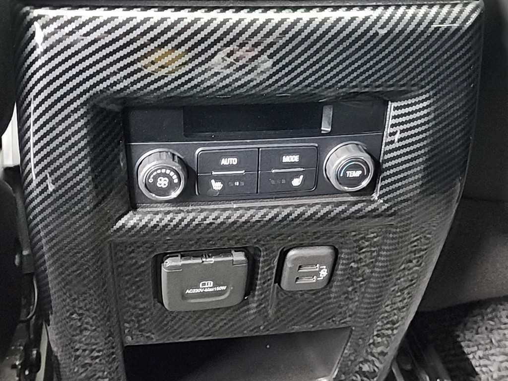 Chevrolet Travers - Vista 7