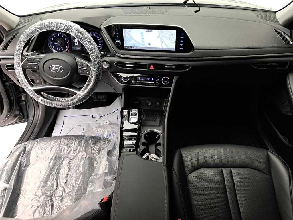 HYUNDAI Sonata - Vista 6