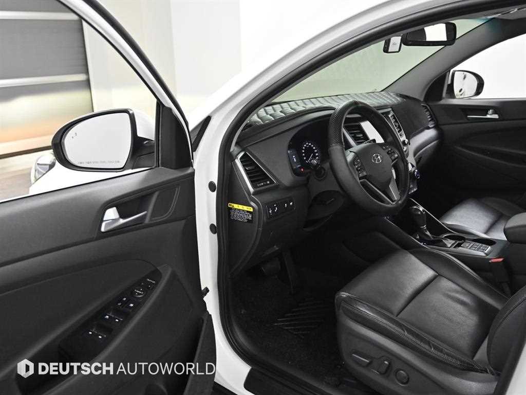 HYUNDAI Tucson - Vista 11