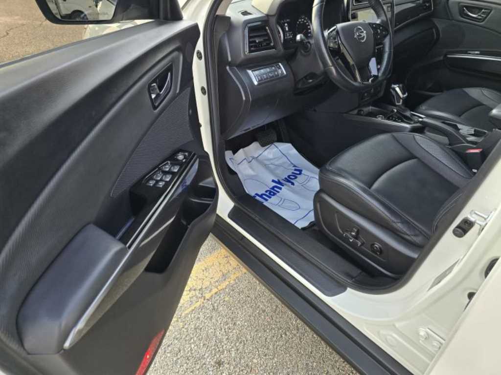 Ssangyong Tivoli 2022 - Importación desde Corea - HF Imports Iquique - Foto 16