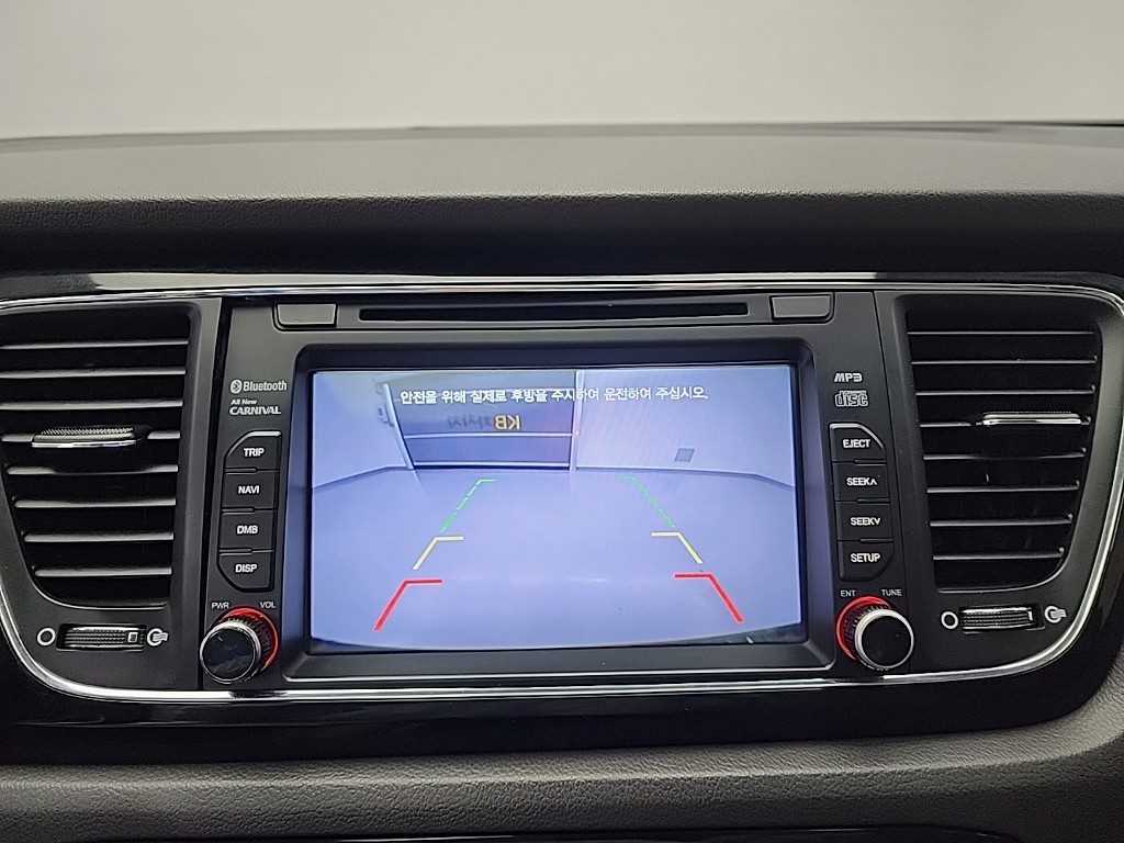 KIA Carnival 2017 Gris - Importación desde Corea - HF Imports Iquique - Foto 18