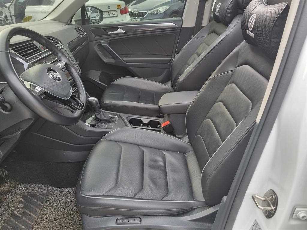 Volkswagen Tiguan - Vista 8