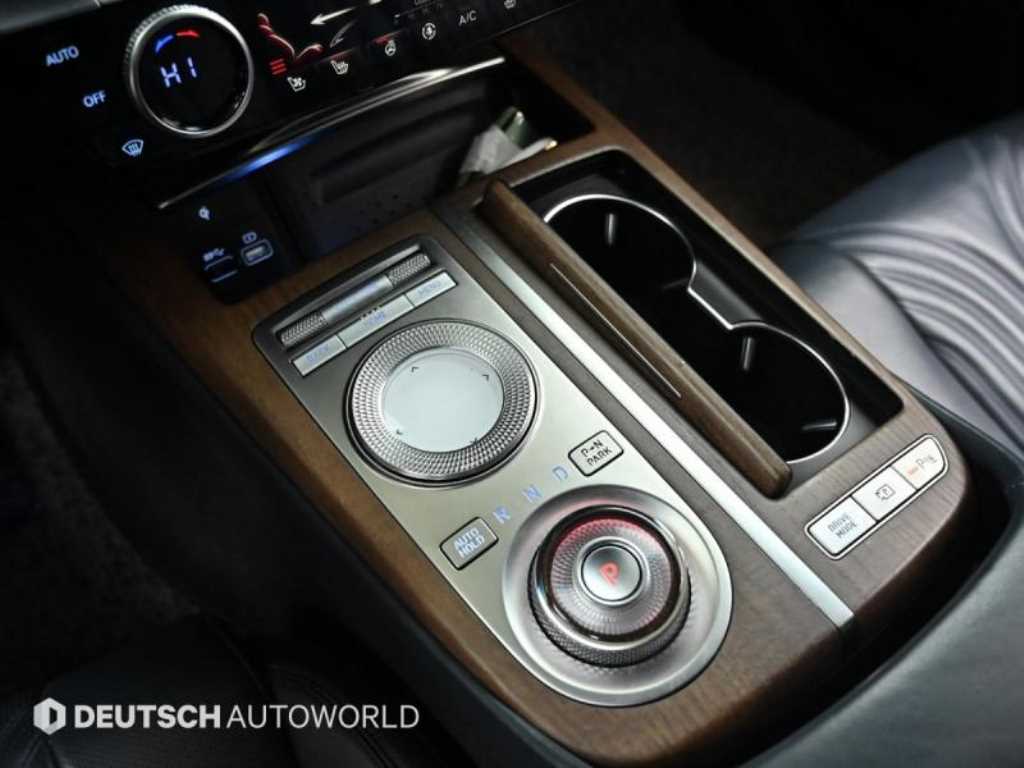 Genesis G80 - Vista 9