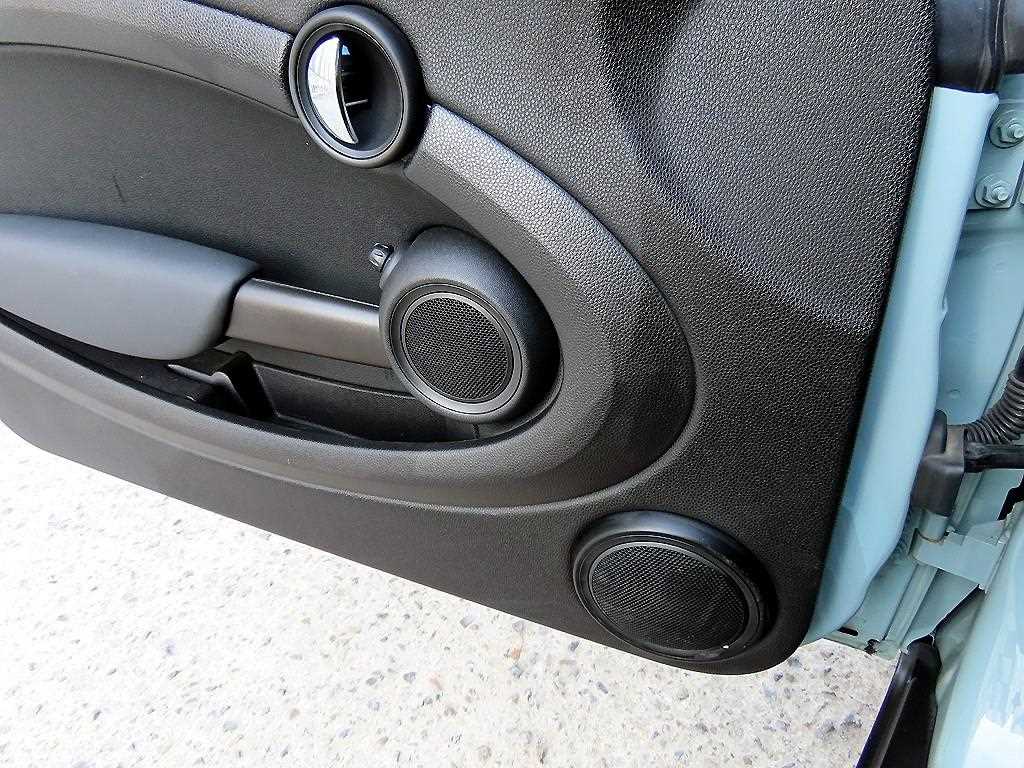 Mini Cooper - Vista 11