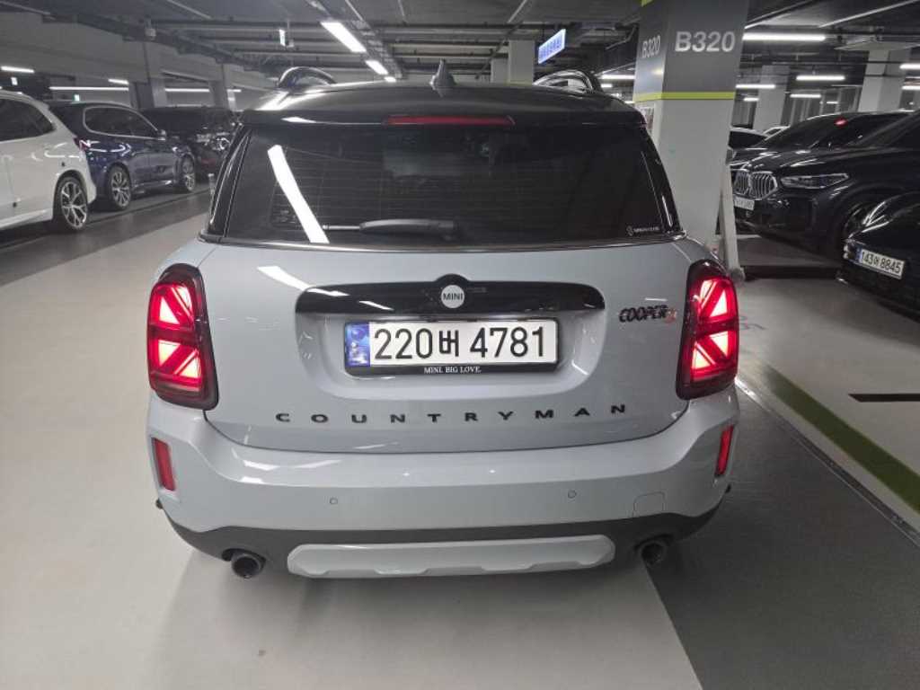 Mini Countryman - Vista 4