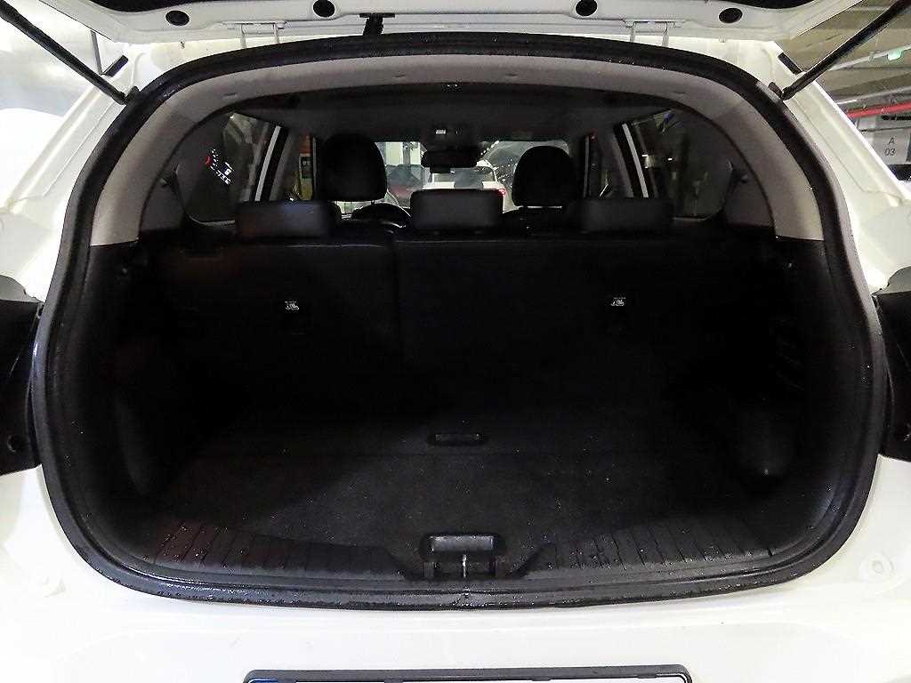 Ssangyong Tivoli 2022 Blanco - Importación desde Corea - HF Imports Iquique - Foto 18