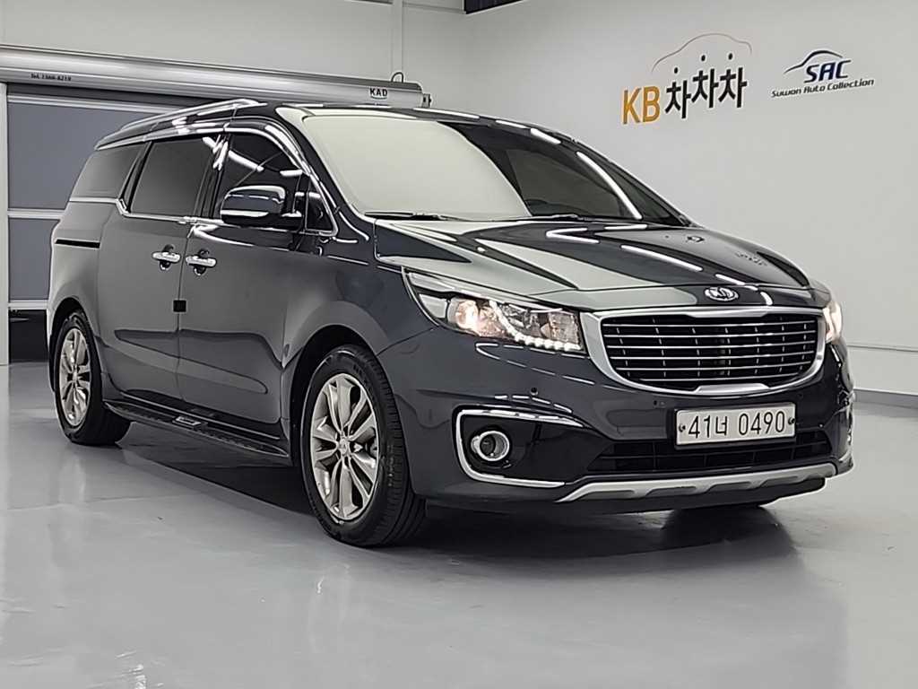 KIA Carnival - Vista 4