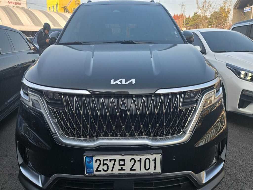 KIA Carnival 2021 Negro - Importación desde Corea - HF Imports Iquique - Foto 1