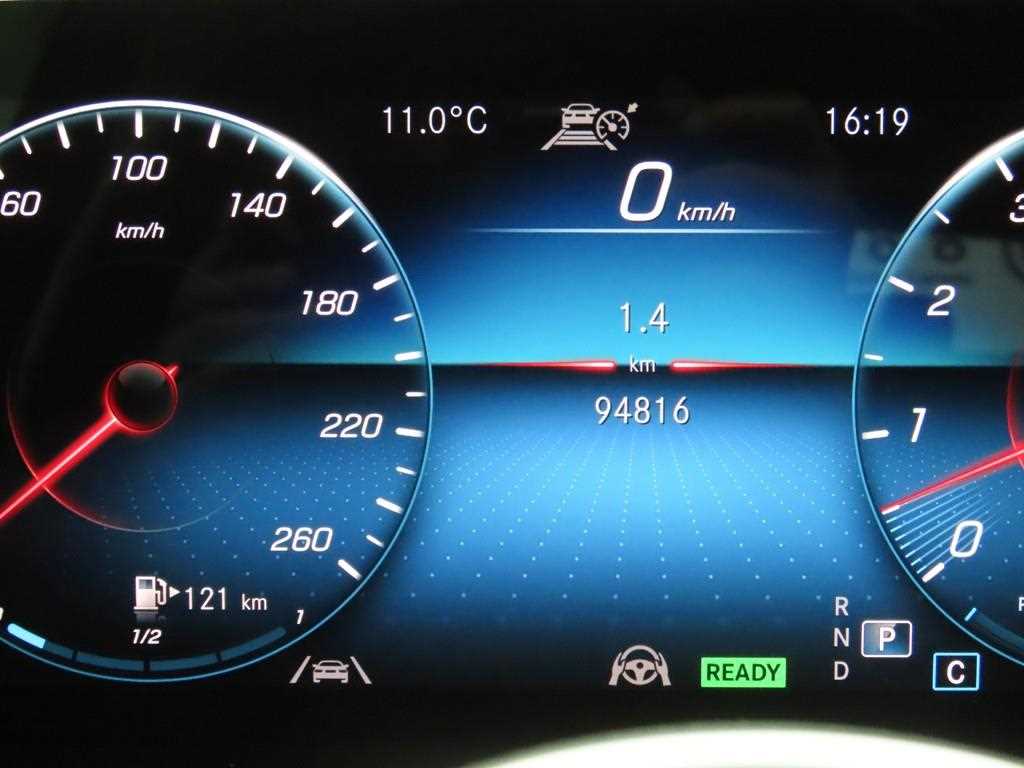 Mercedes Benz GLE Class - Vista 9