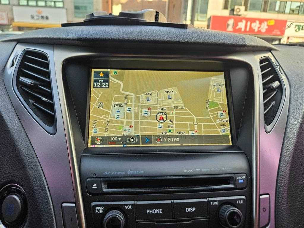 HYUNDAI Grandeur - Vista 12