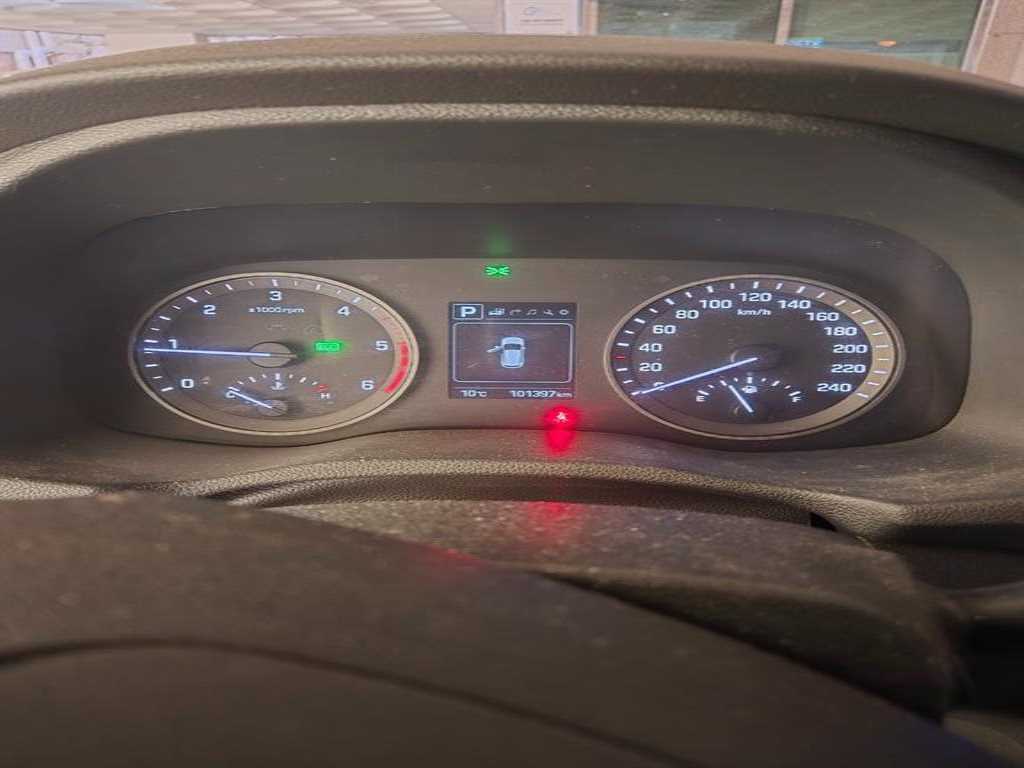 HYUNDAI Tucson - Vista 3