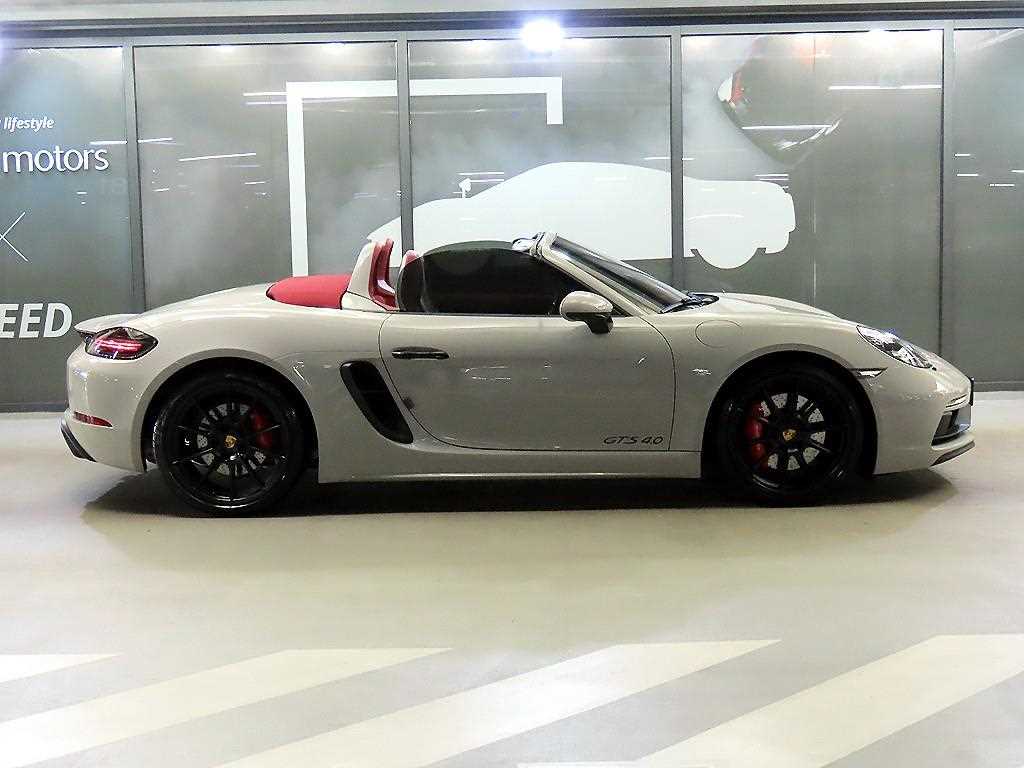 Porsche 718 - Vista 8