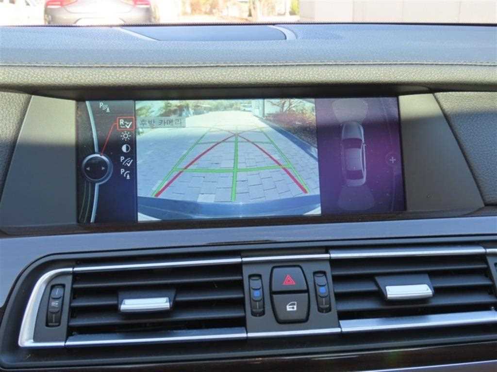 BMW 7 Series - Vista 9