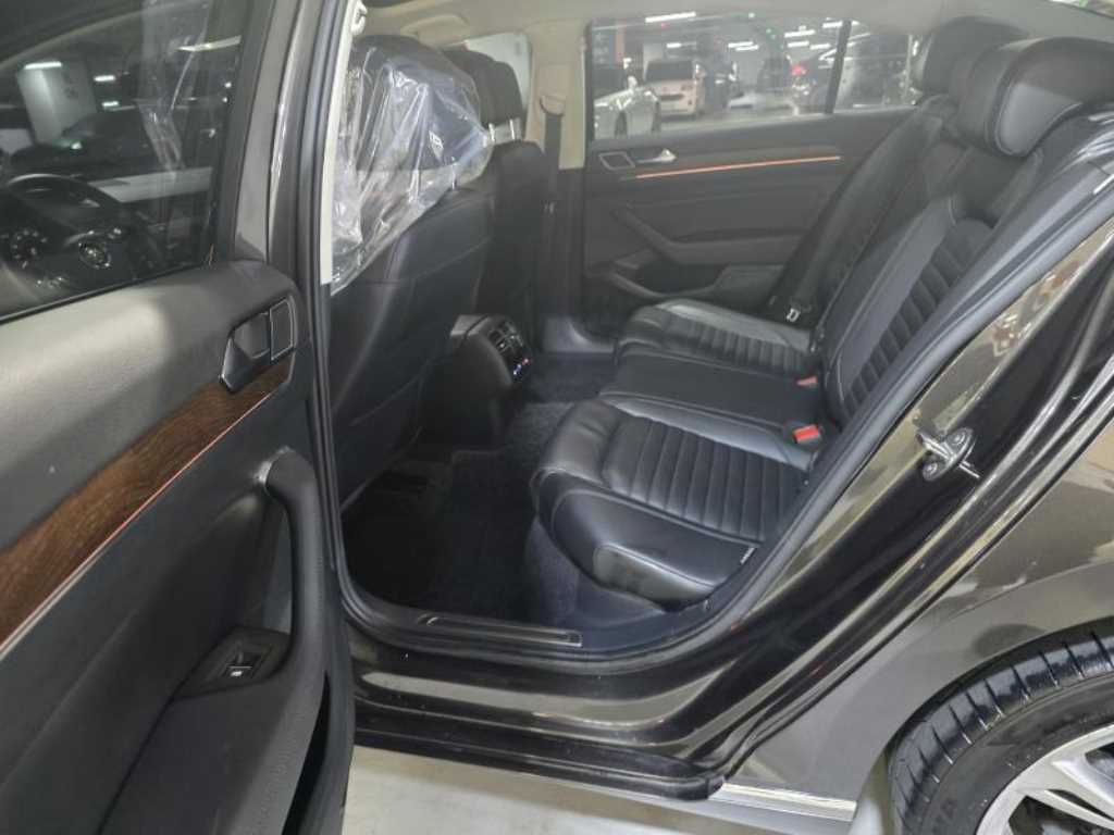 Volkswagen Passat 2018 - Importación desde Corea - HF Imports Iquique - Foto 19