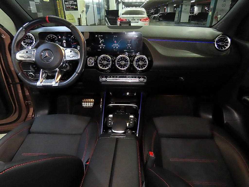 Mercedes Benz GLA Class - Vista 10