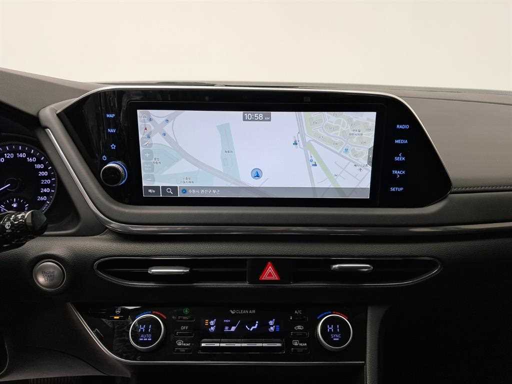 HYUNDAI Sonata - Vista 9