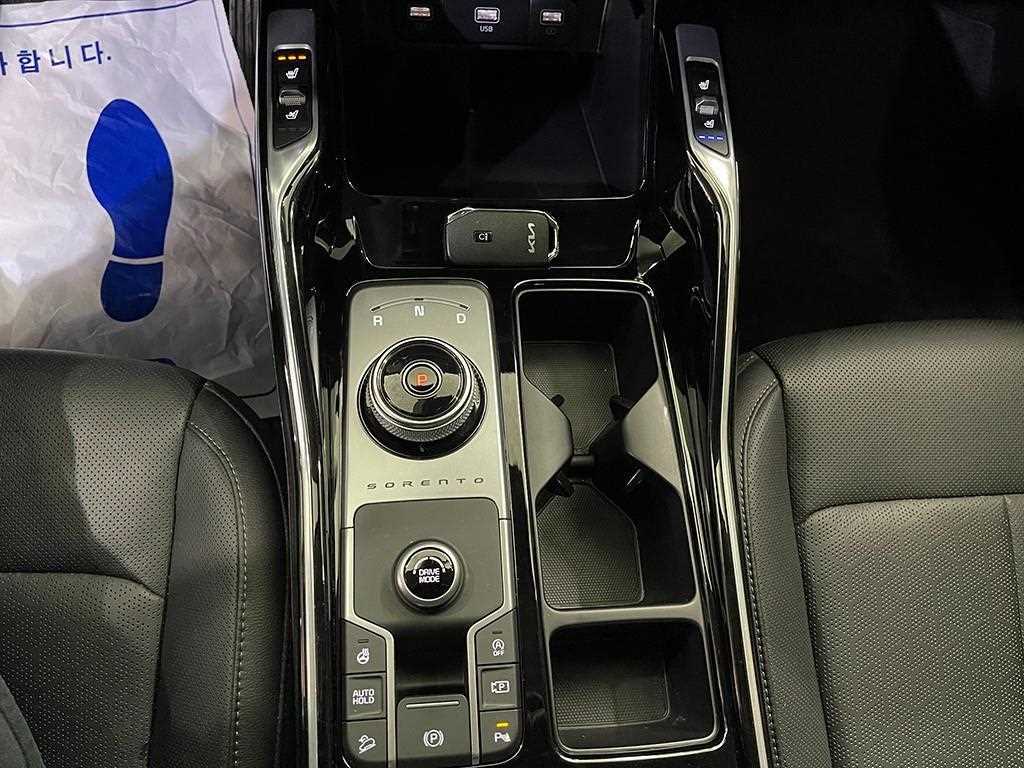 KIA Sorento - Vista 11