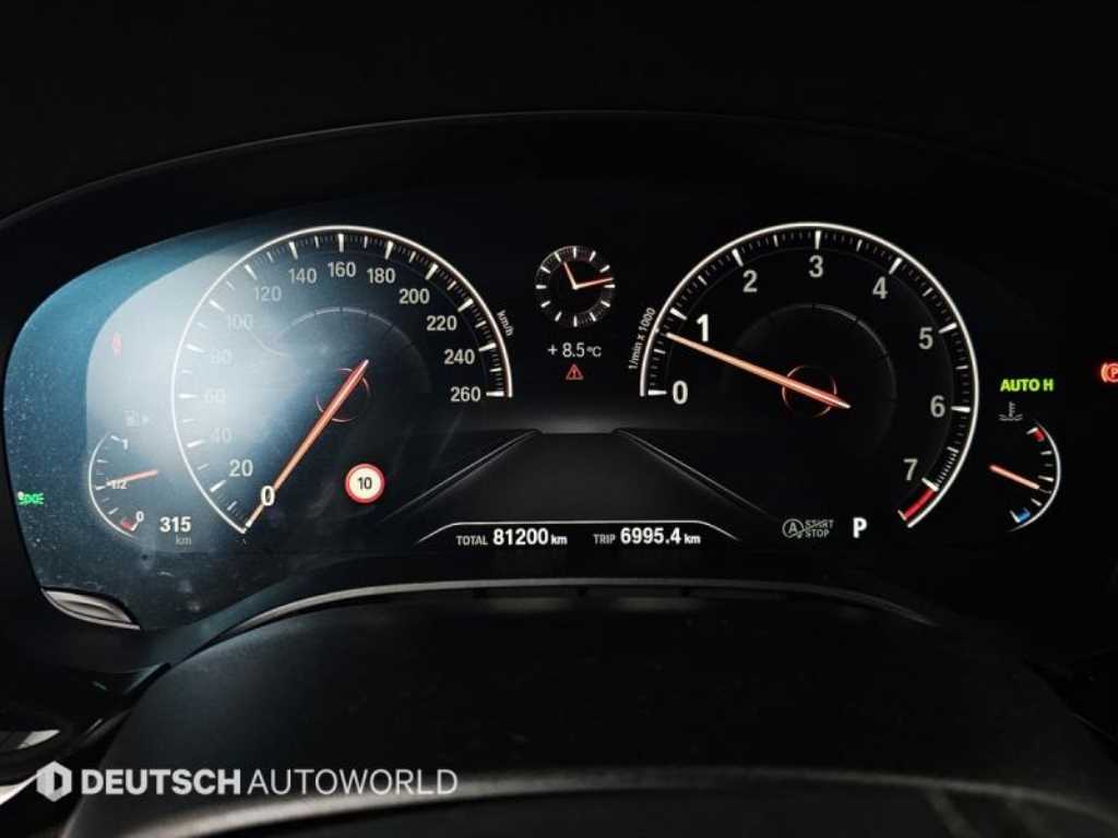 BMW 5 Series - Vista 8