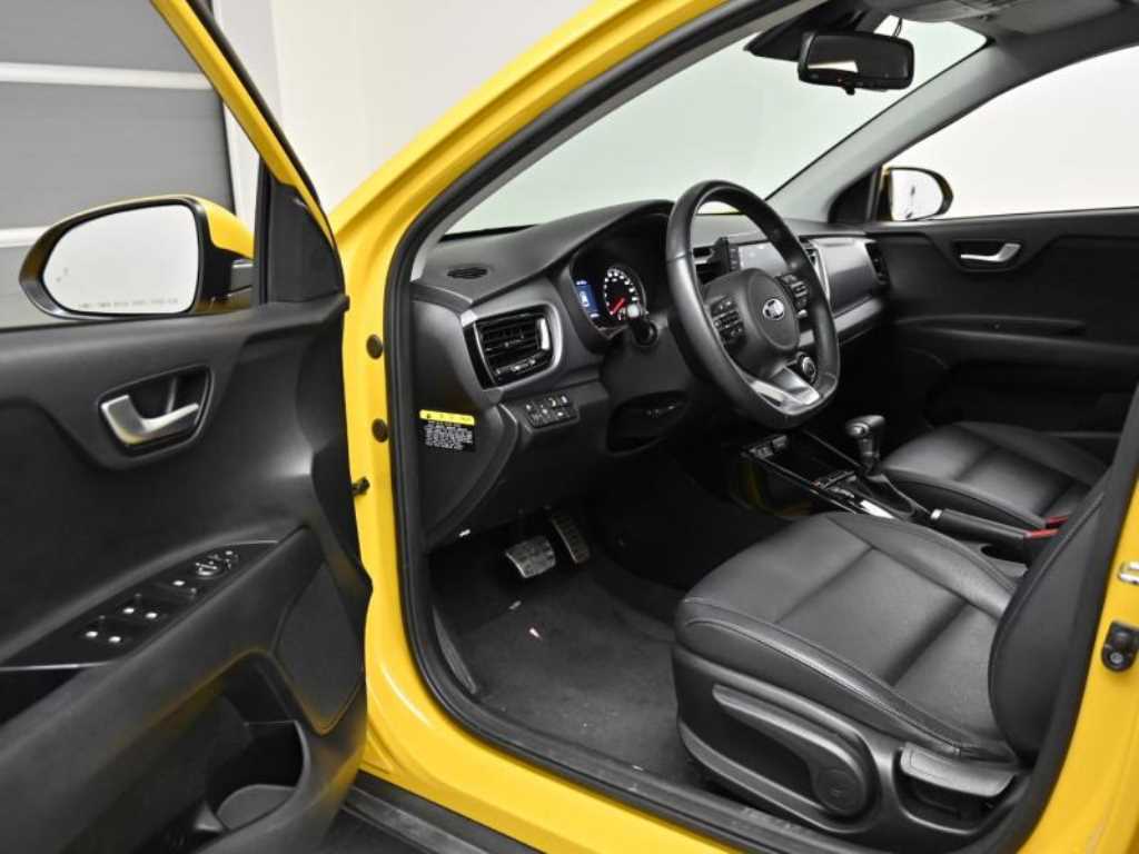 KIA Stonic - Vista 11