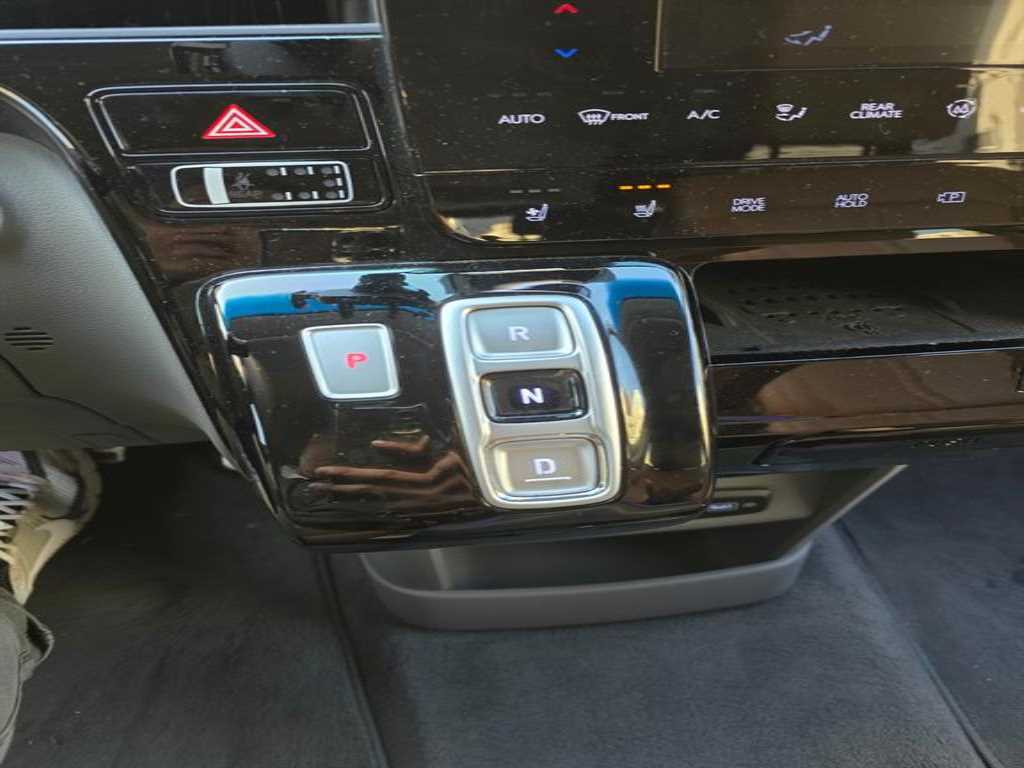 HYUNDAI Staria - Vista 9