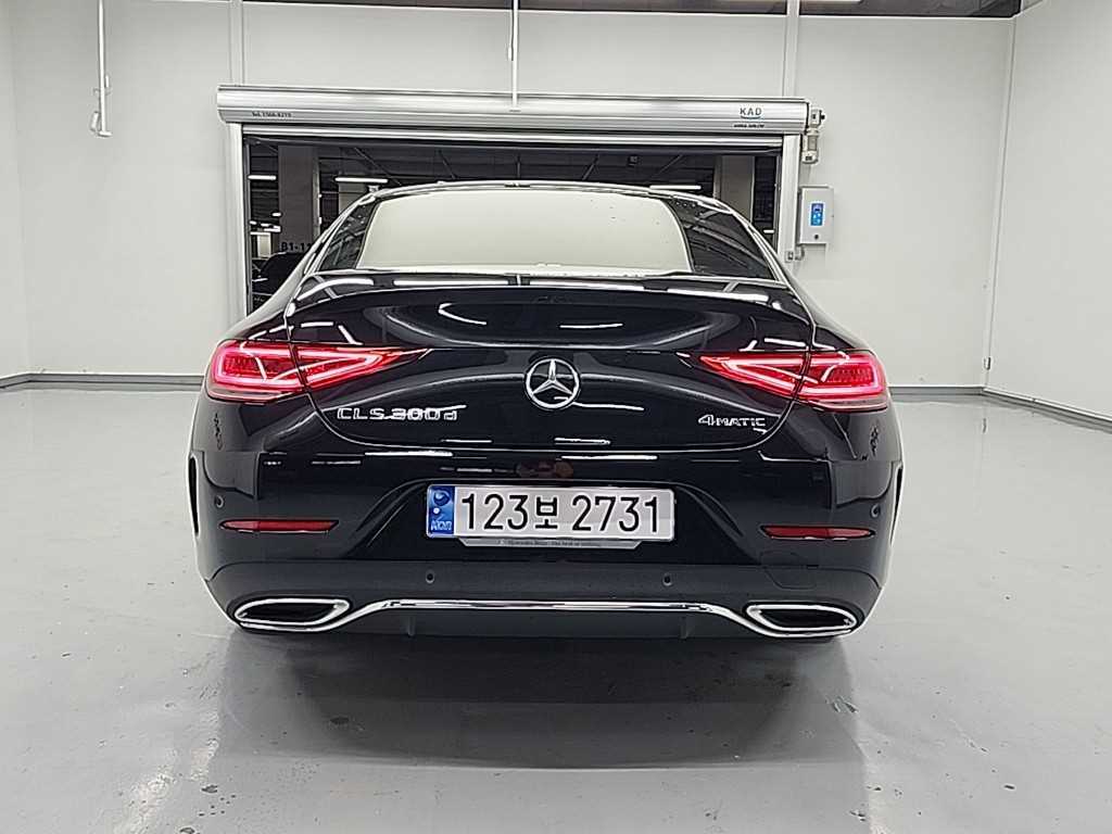 Mercedes Benz CLS Class - Vista 3