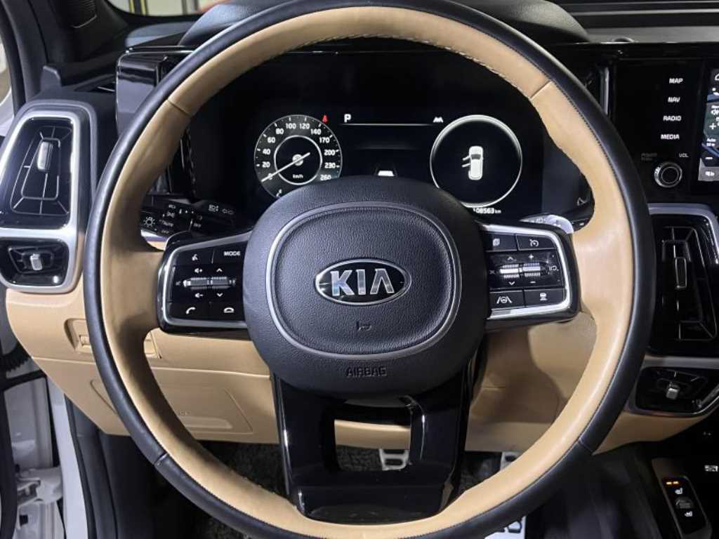 KIA Sorento - Vista 8