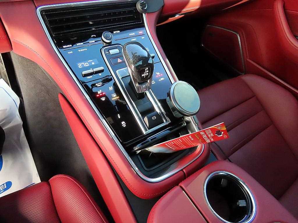 Porsche Panamera - Vista 11