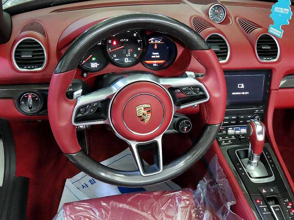 Porsche 718 2024 - Importación desde Corea - HF Imports Iquique - Foto 13