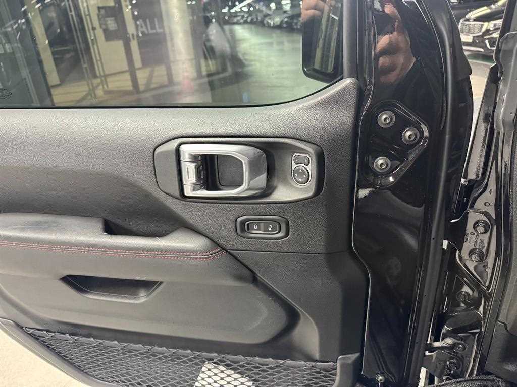 Jeep Gladiator - Vista 9