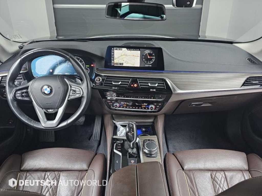 BMW 5 Series - Vista 7