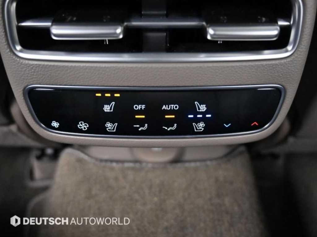 Genesis GV70 2025 Negro - Importación desde Corea - HF Imports Iquique - Foto 16