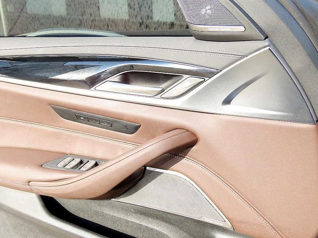 BMW 5 Series - Vista 12