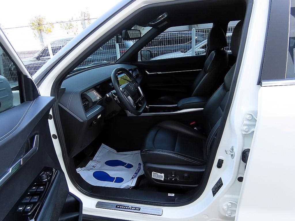 Ssangyong Torres - Vista 5