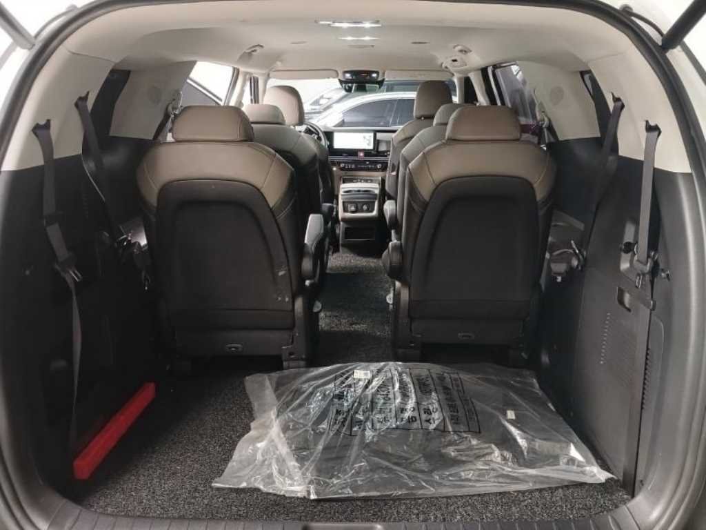 KIA Carnival 2025 Blanco - Importación desde Corea - HF Imports Iquique - Foto 18