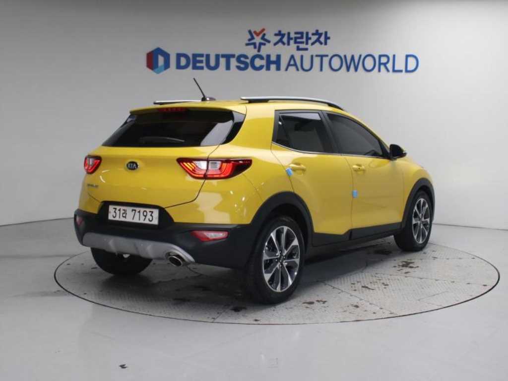 KIA Stonic - Vista 2