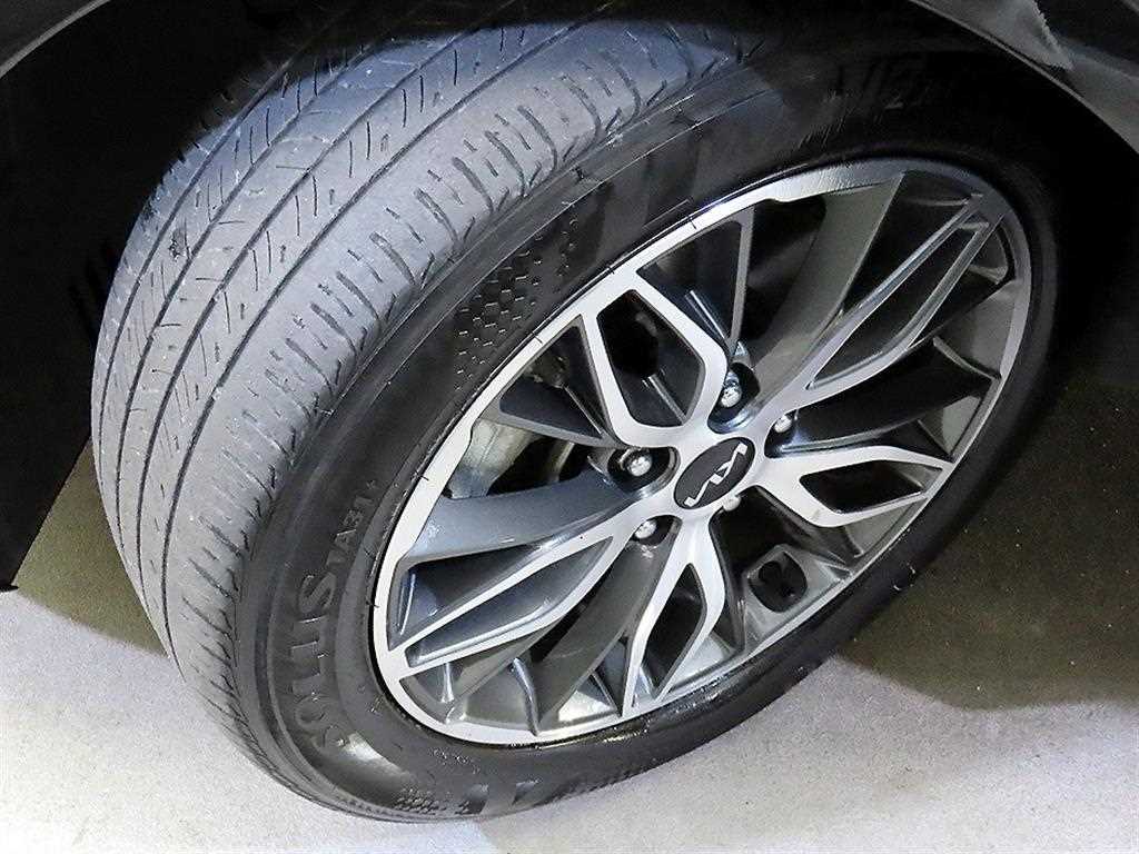 KIA K5 2022 Negro - Importación desde Corea - HF Imports Iquique - Foto 20