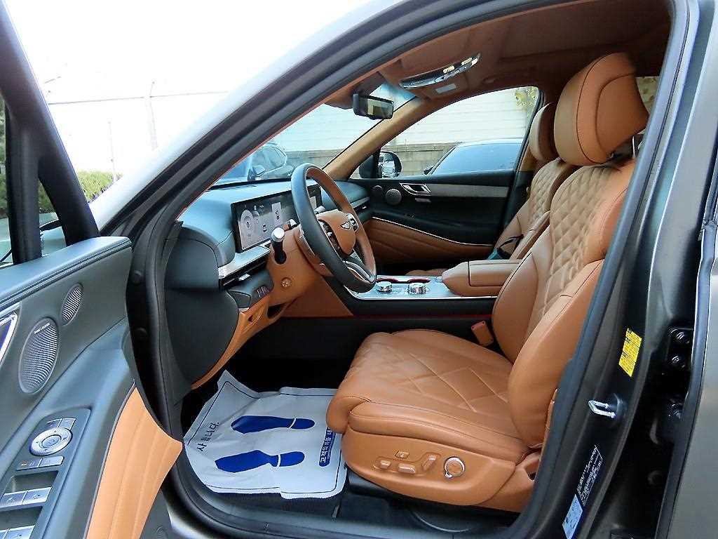 Genesis GV80 - Vista 5