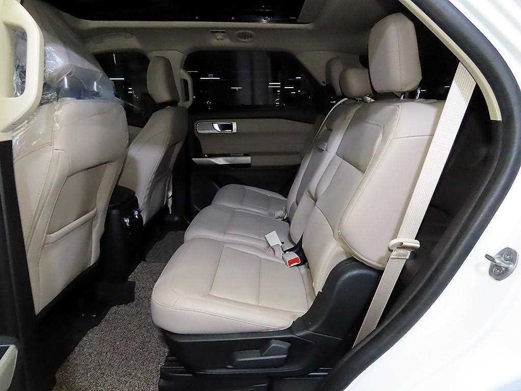 Ford Explorer - Vista 7